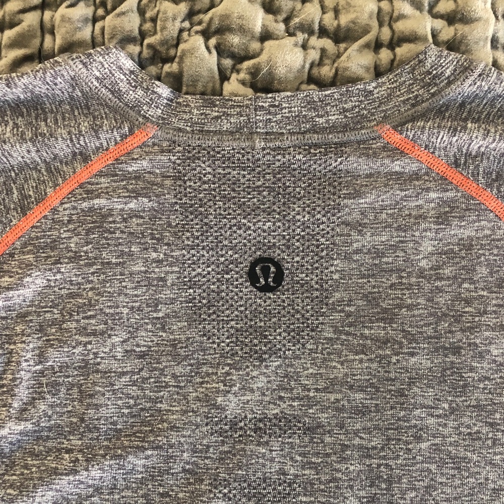 Lululemon Men’s Vent Tech Crew Neck Running shirt